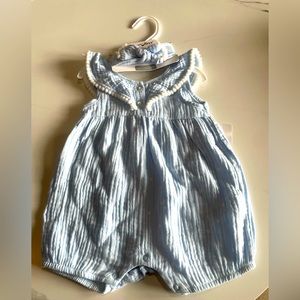 Emily and Oliver, 6-9 months, Baby blue romper.